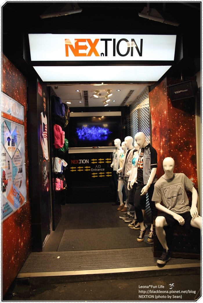 20251027_-142 20251027_-142