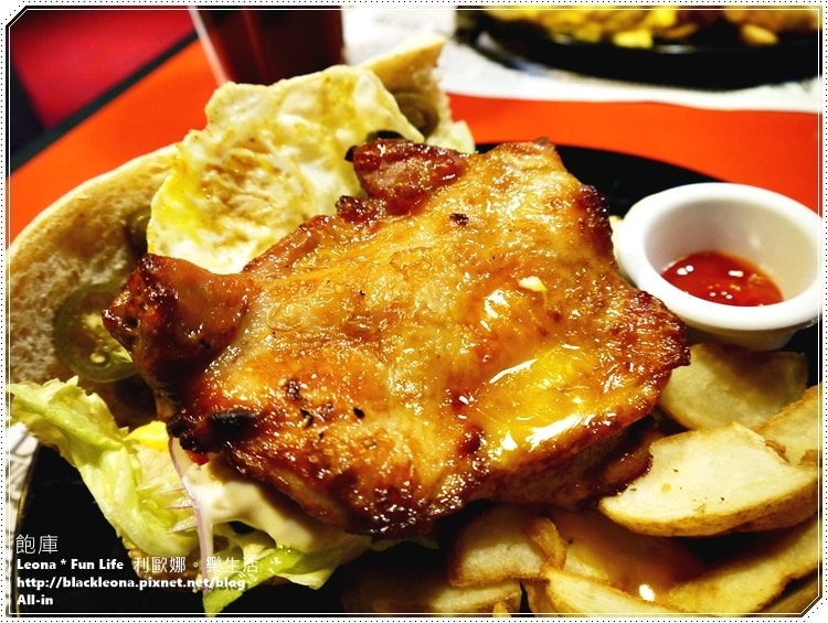 20251027_-305 20251027_-305