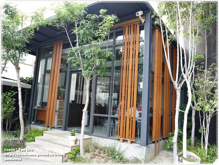 20251027_-63 20251027_-63