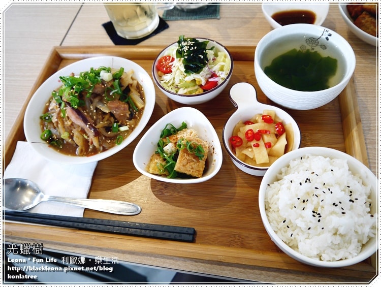 20251027_-69 20251027_-69