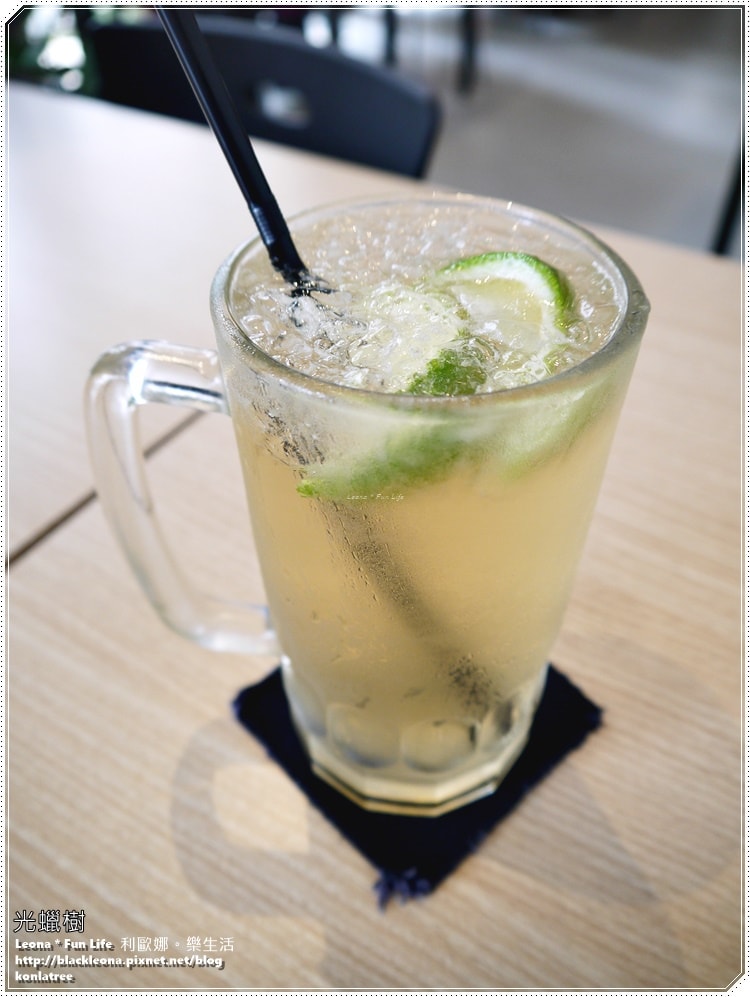 20251027_-74 20251027_-74