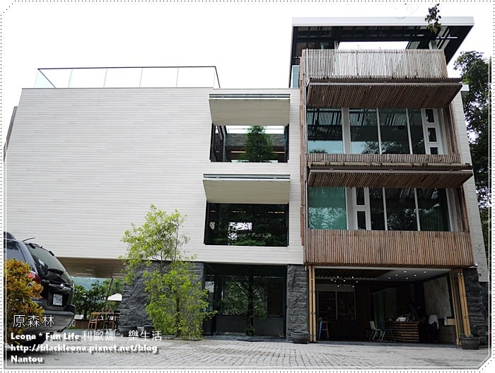 20251027_-107 20251027_-107