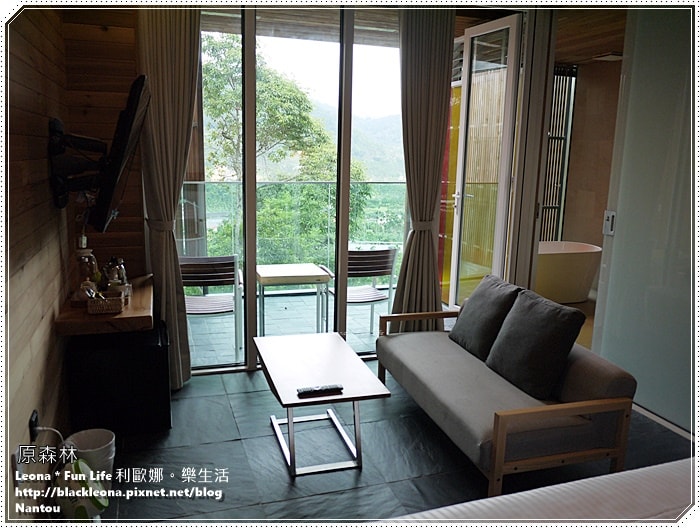 20251027_-75 20251027_-75