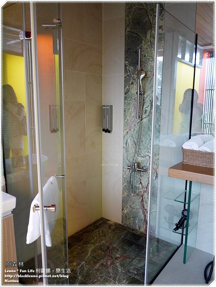 20251027_-79 20251027_-79