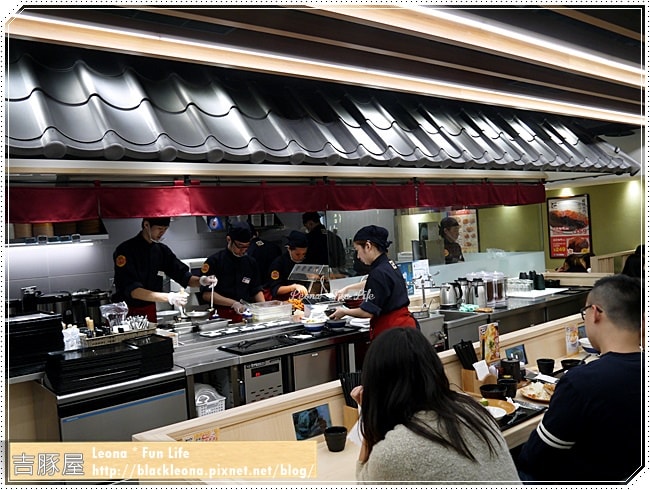 20251027_-259 20251027_-259