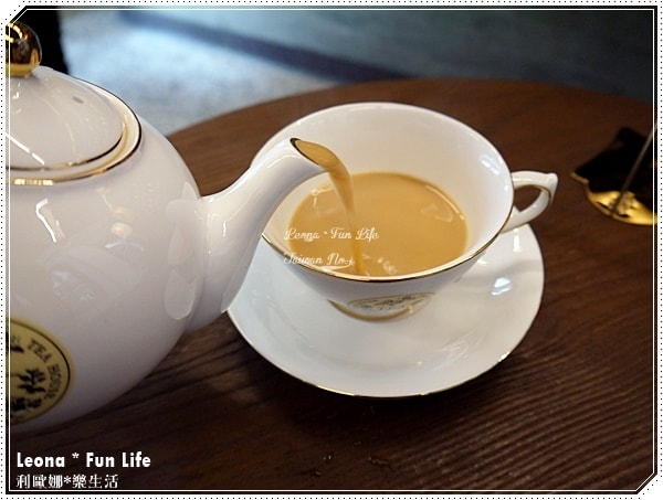 20251027_-159 20251027_-159