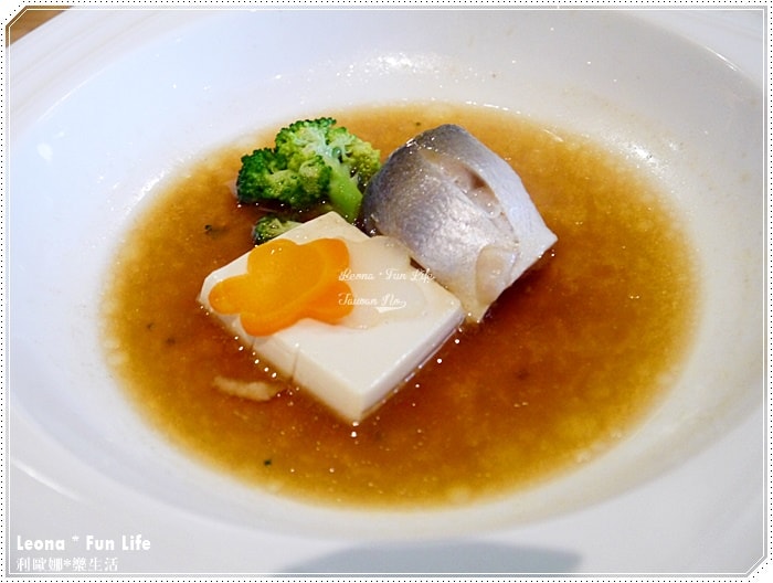 20251027_-284 20251027_-284