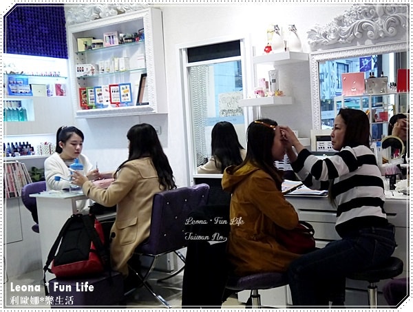 20251027_-355 20251027_-355