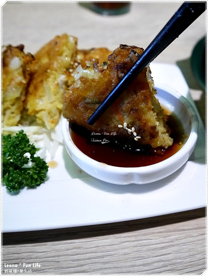 20251027_-165 20251027_-165