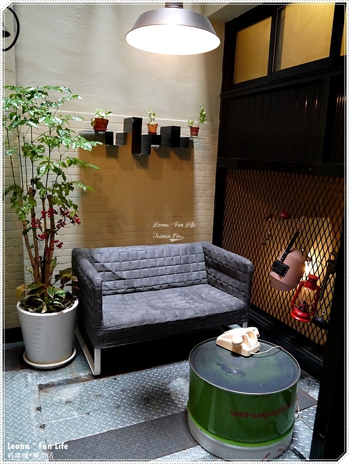 20251027_-169 20251027_-169