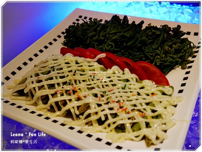 20251027_-147 20251027_-147