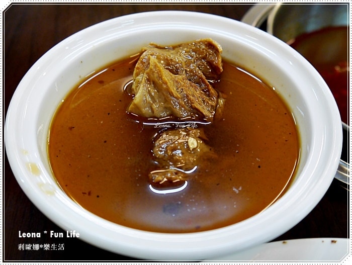 20251027_-162 20251027_-162