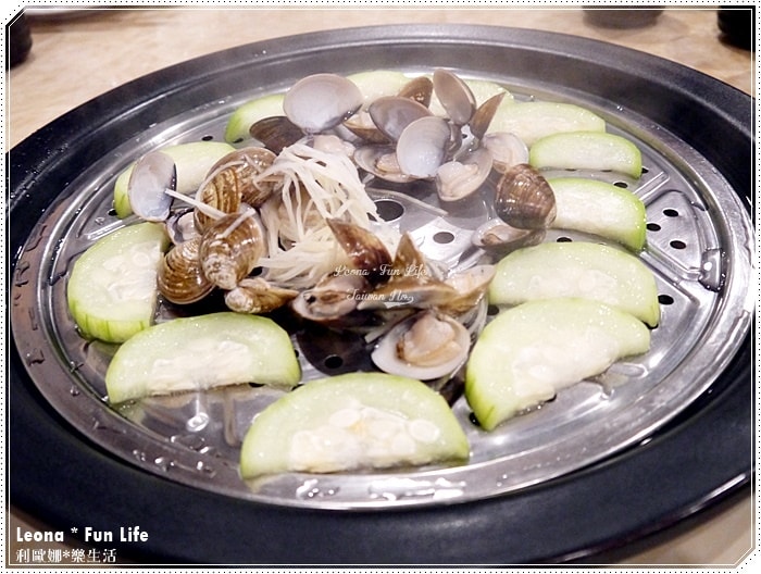 20251027_-74 20251027_-74