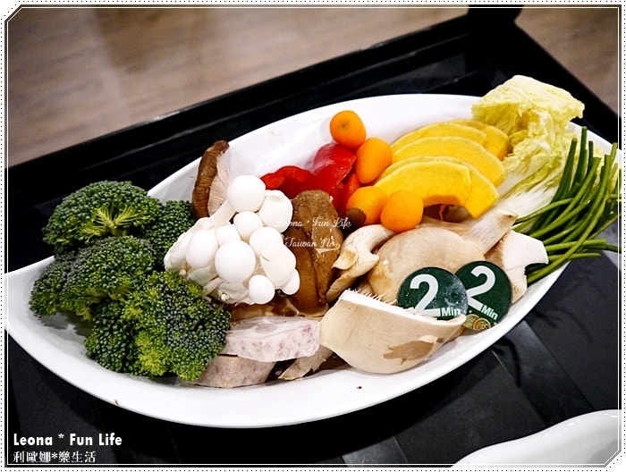 20251027_-79 20251027_-79