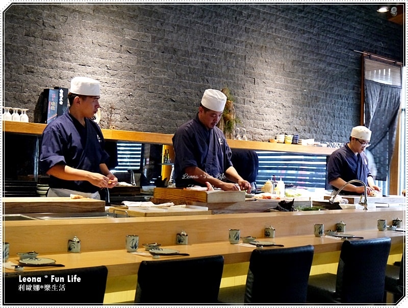 20251027_-136 20251027_-136