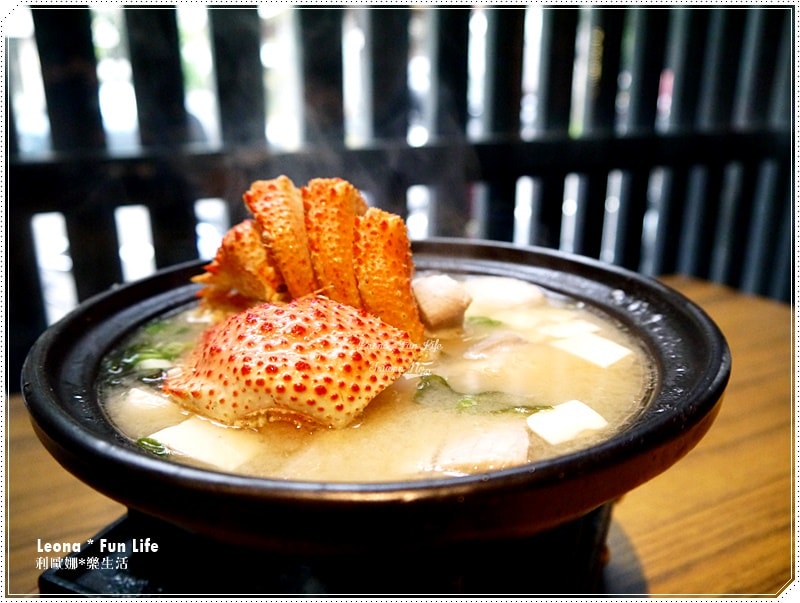 20251027_-153 20251027_-153