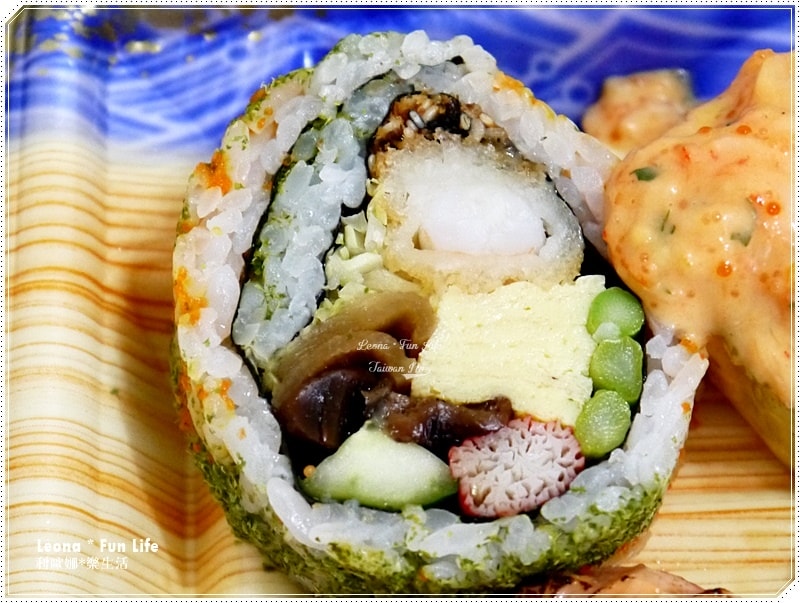 20251027_-158 20251027_-158