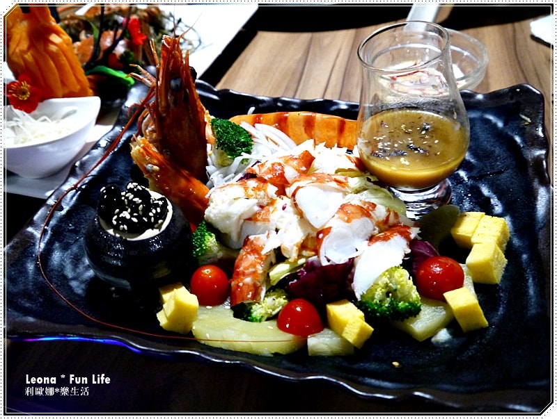 20251027_-249 20251027_-249