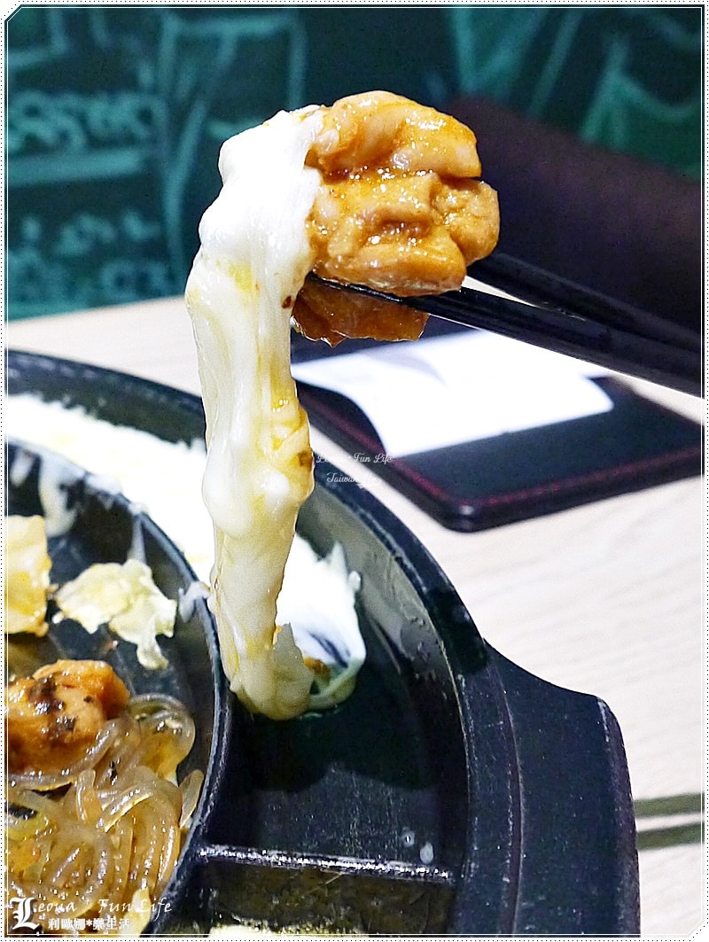 20251027_-159 20251027_-159