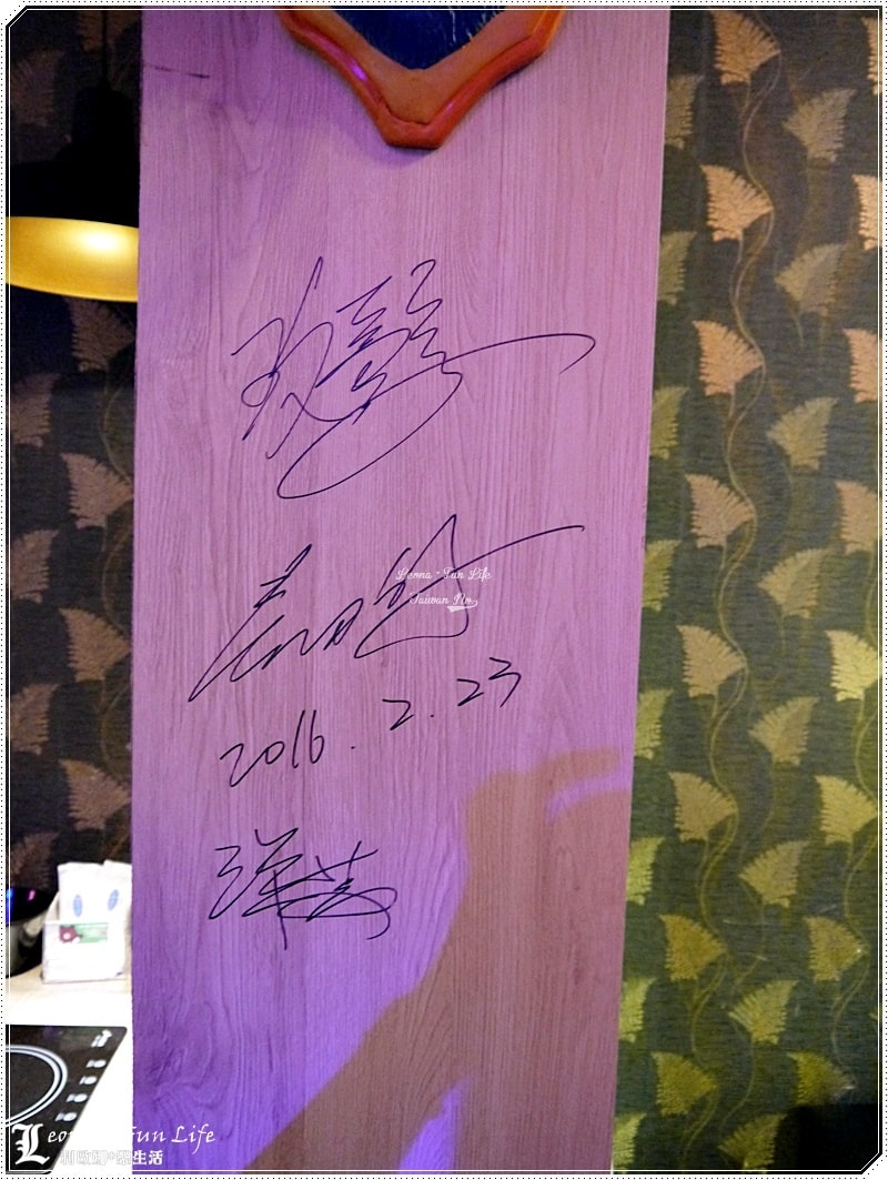 20251027_-182 20251027_-182