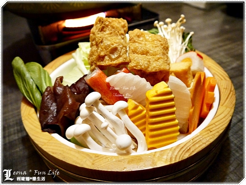 20251027_-193 20251027_-193