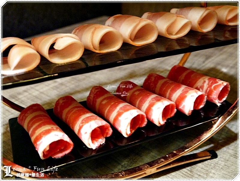 20251027_-212 20251027_-212