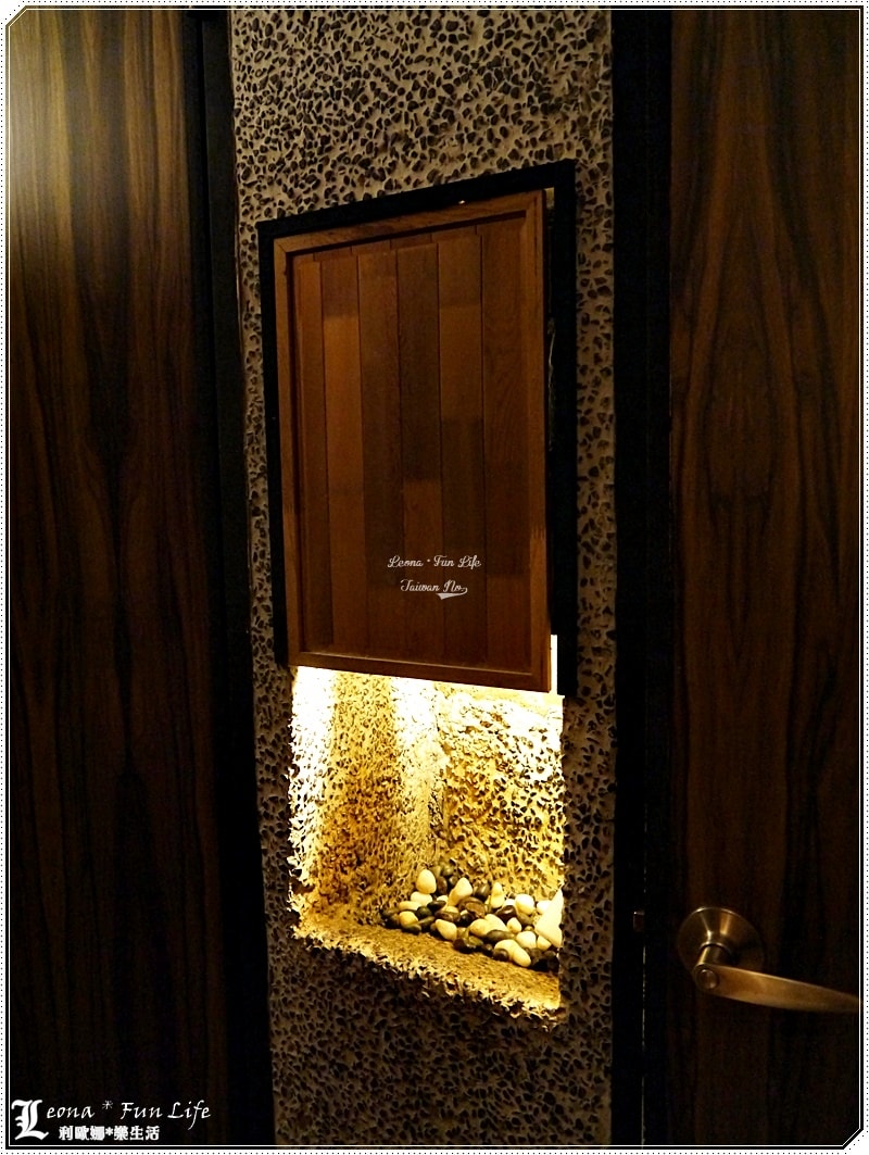 20251027_-221 20251027_-221