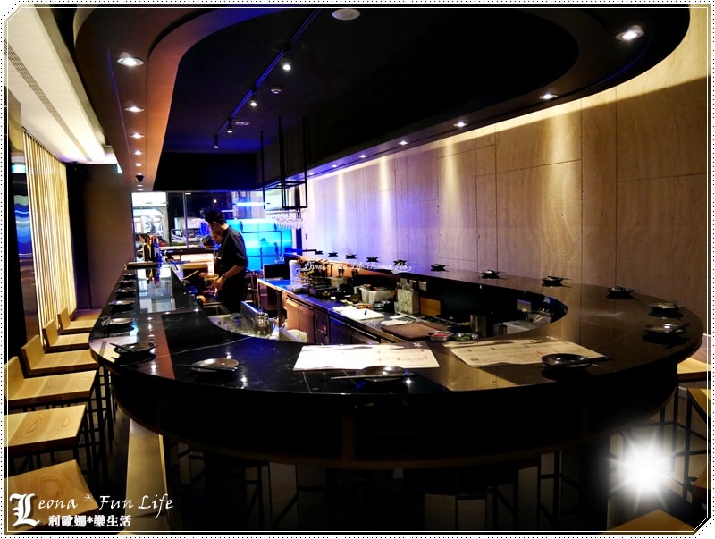 20251027_-106 20251027_-106