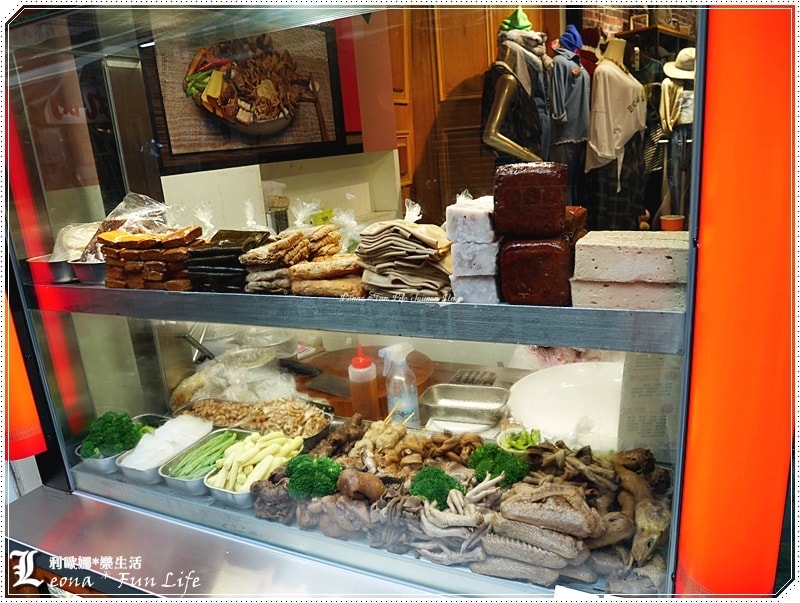 20251027_-306 20251027_-306