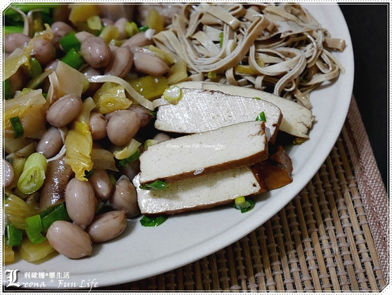 20251027_-323 20251027_-323