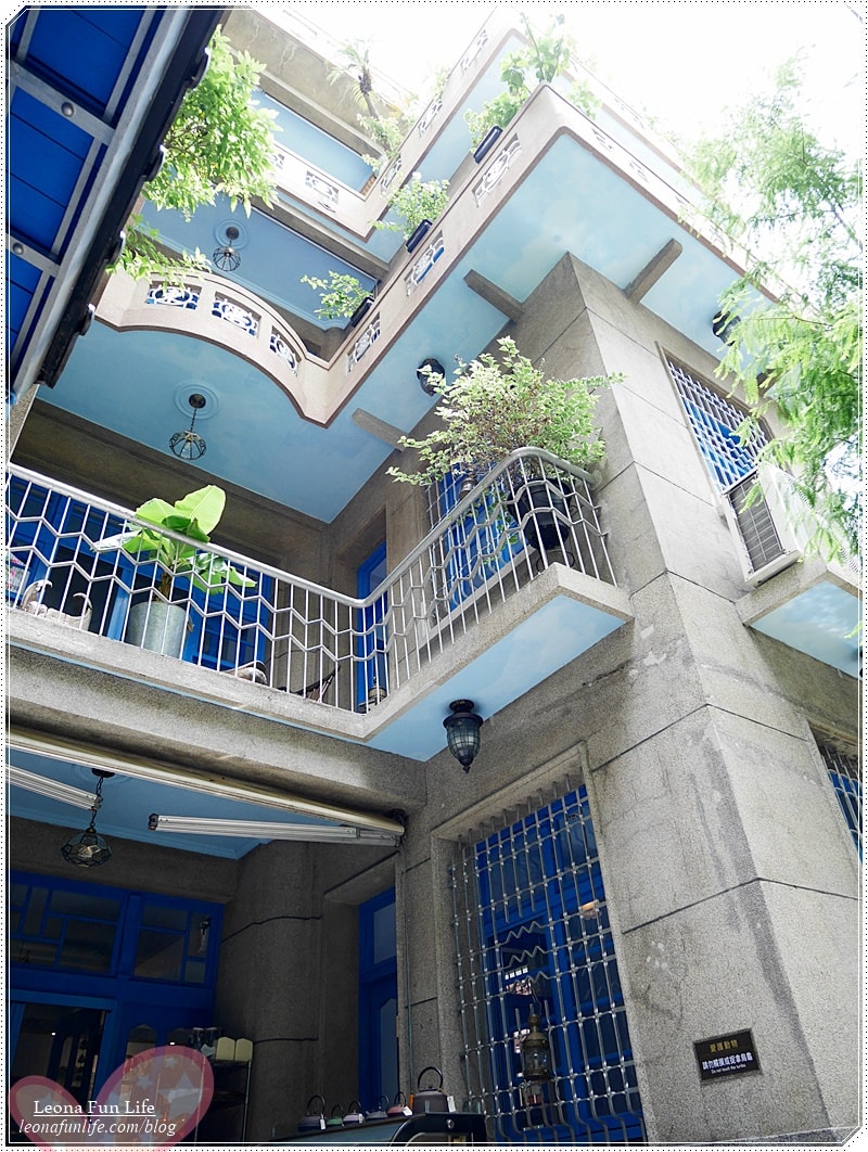 20251027_-213 20251027_-213