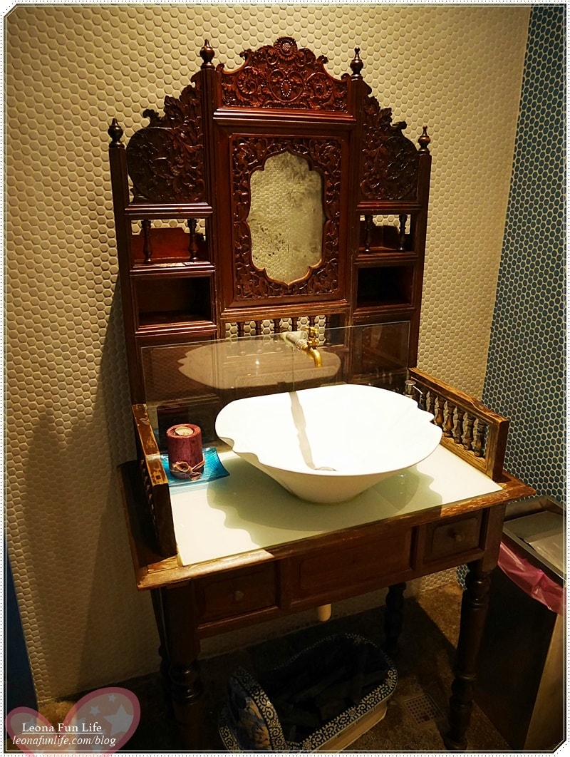 20251027_-216 20251027_-216