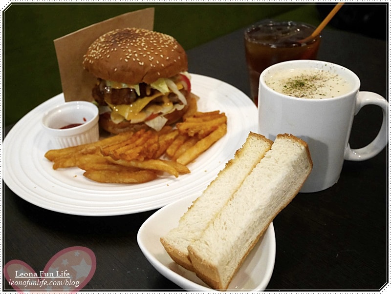 20251027_-275 20251027_-275