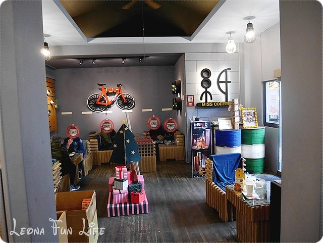 20251027_-185 20251027_-185