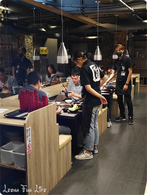 20251027_-266 20251027_-266