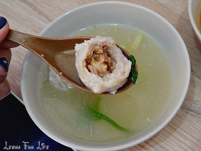 20251027_-68 20251027_-68