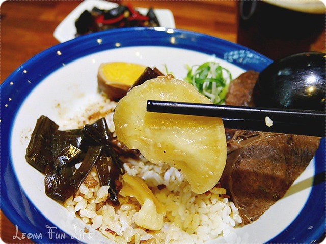 20251027_-37 20251027_-37