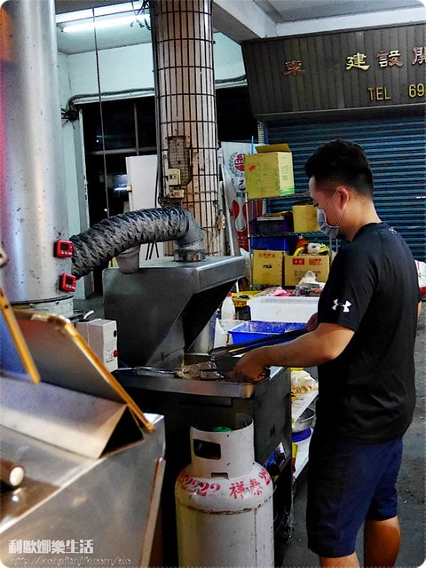 20251027_-69 20251027_-69