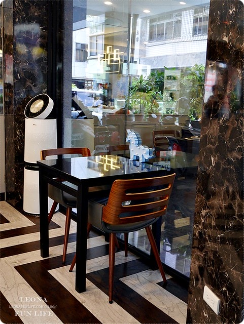 20251027_-187 20251027_-187