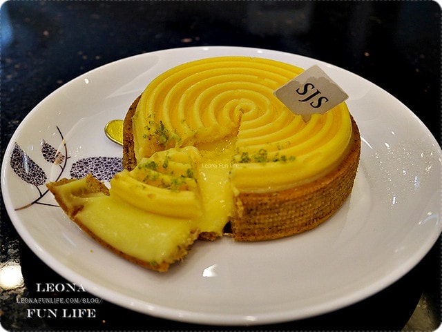 20251027_-191 20251027_-191