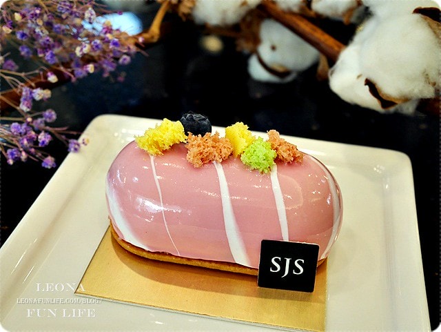 20251027_-194 20251027_-194