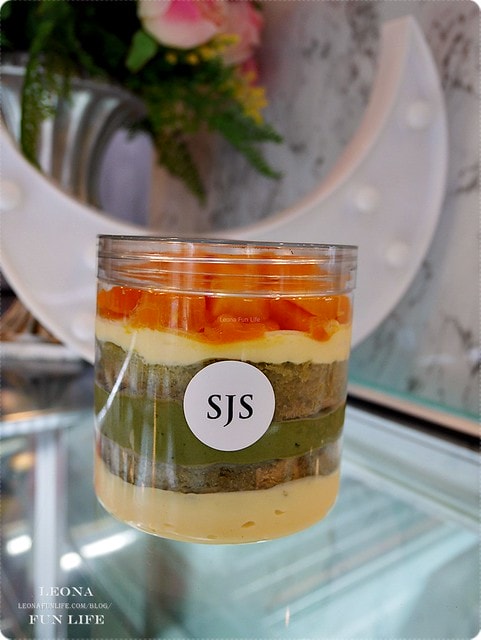 20251027_-203 20251027_-203