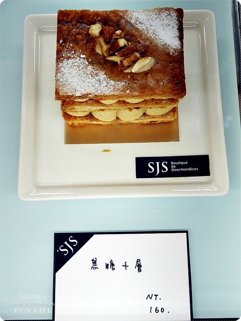 20251027_-208 20251027_-208