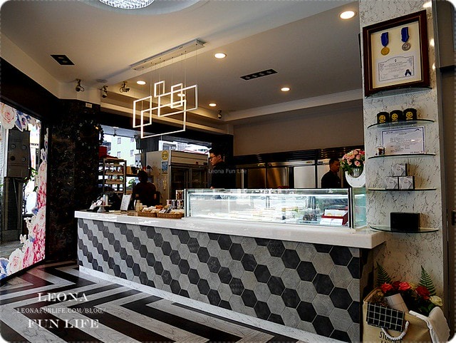 20251027_-209 20251027_-209