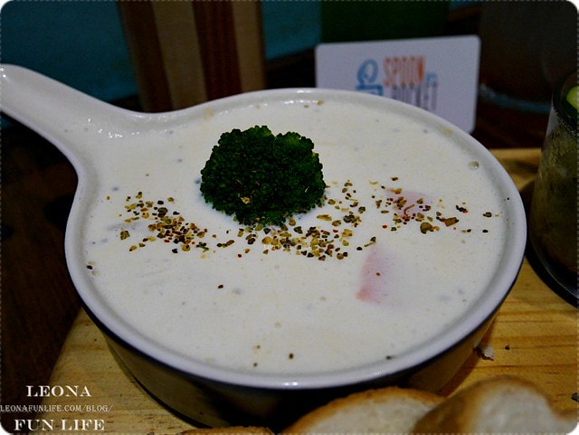 20251027_-107 20251027_-107