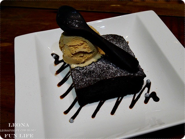 20251027_-115 20251027_-115