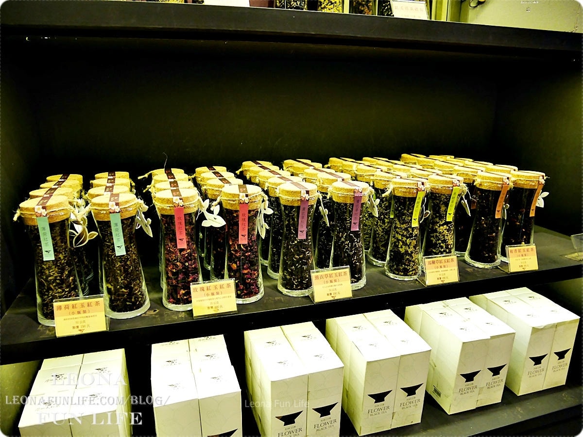 20251027_-122 20251027_-122