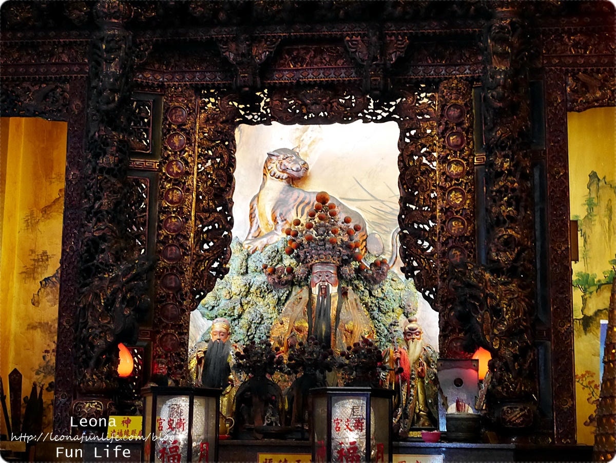 20251027_-255 20251027_-255