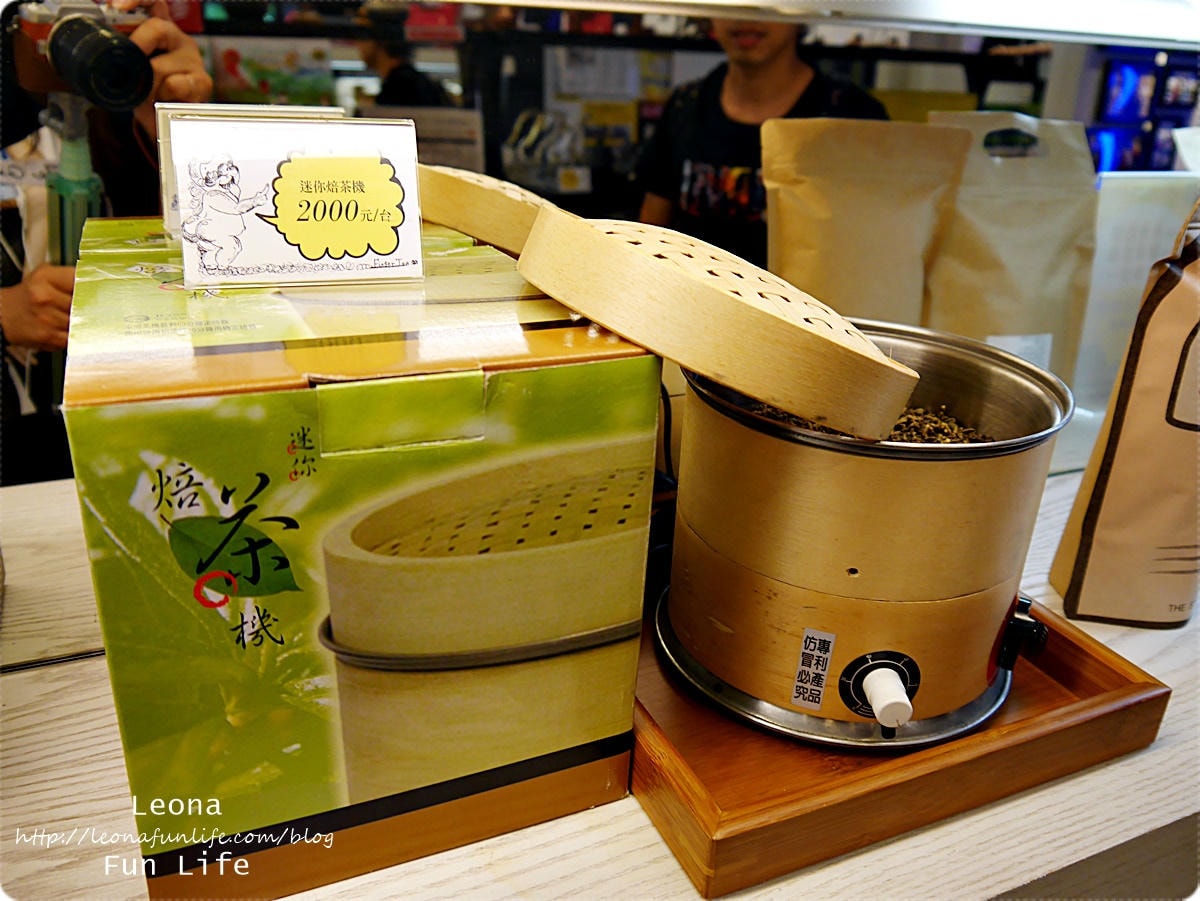 20251027_-237 20251027_-237