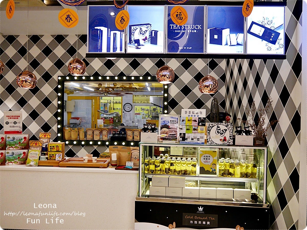 20251027_-239 20251027_-239